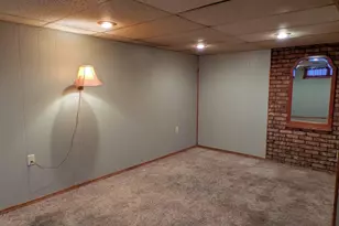 21W230 Pershing Ave, Lombard, IL 60148 - Photo 18