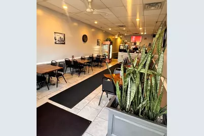 5357 N Lincoln Avenue, Chicago, IL 60625 - Photo 2