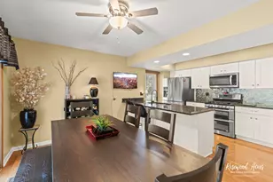 23 Birchwood Ln, Saint Anne, IL 60964 - Photo 8