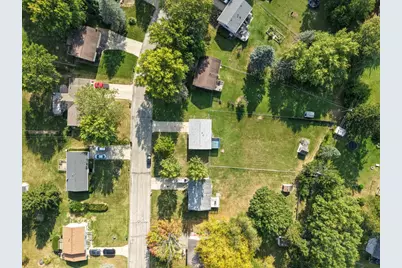 2124 Middlebury Road, Freeport, IL 61032 - Photo 16