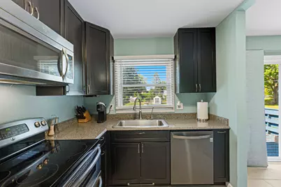 2124 Middlebury Road, Freeport, IL 61032 - Photo 4