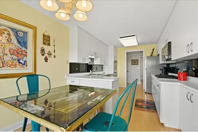 4545 W Touhy Avenue #420W, Lincolnwood, IL 60712 - Photo 8