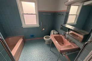 6325 N Whipple Ave, Chicago, IL 60659 - Photo 12