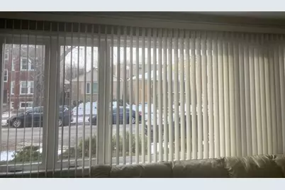 6325 N Whipple Avenue, Chicago, IL 60659 - Photo 2