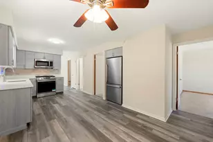 5400 W Dakin St, Chicago, IL 60641 - Photo 8