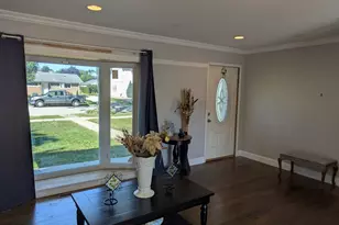 8927 Belleforte Ave, Morton Grove, IL 60053 - Photo 8