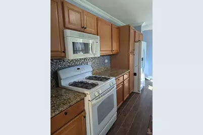 8927 Belleforte Avenue, Morton Grove, IL 60053 - Photo 12