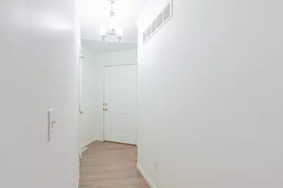 107 N Blair Drive #8, Normal, IL 61761 - Photo 4