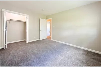 2711 Larkspur Lane, Hazel Crest, IL 60429 - Photo 16