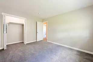 2711 Larkspur Ln, Hazel Crest, IL 60429 - Photo 16