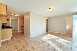 2711 Larkspur Ln, Hazel Crest, IL 60429 - Photo 8