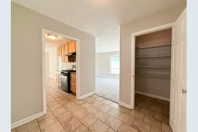 2711 Larkspur Lane, Hazel Crest, IL 60429 - Photo 2