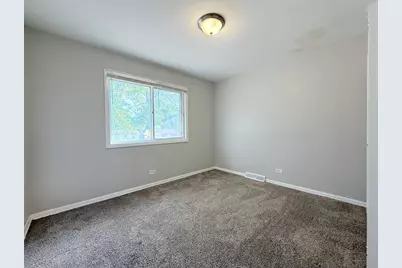 1122 W Iowa Street, Glenwood, IL 60425 - Photo 12