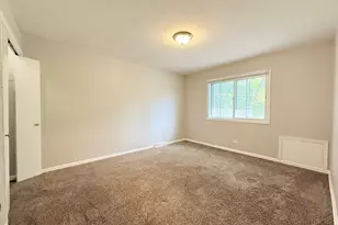 1122 W Iowa St, Glenwood, IL 60425 - Photo 14