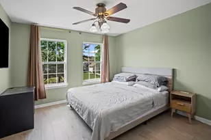 128 Sycamore Ave, Streamwood, IL 60107 - Photo 8