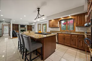 905 Merrill New Rd, Sugar Grove, IL 60554 - Photo 14