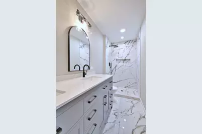 8218 Linder Avenue, Burbank, IL 60459 - Photo 18