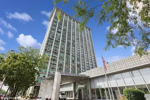 3600 N Lake Shore Dr, Chicago, IL 60613 - Photo 1