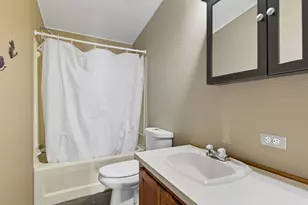 219 Meadowlark Ln, Sandwich, IL 60548 - Photo 14