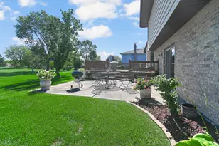 433 Wheatfield Rd, Matteson, IL 60443 - Photo 22