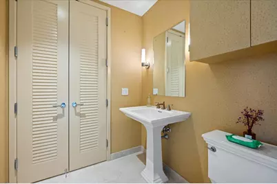 401 N Wabash Avenue #71C, Chicago, IL 60611 - Photo 8