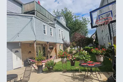 1728 N Francisco Avenue, Chicago, IL 60647 - Photo 4