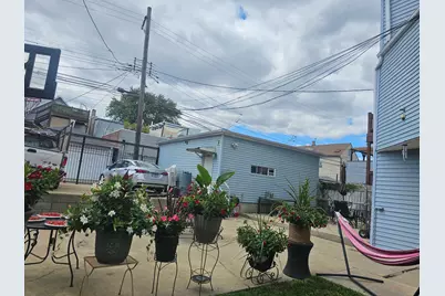 1728 N Francisco Avenue, Chicago, IL 60647 - Photo 8