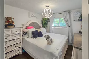 529 E Fullerton Ave, Glendale Heights, IL 60139 - Photo 4