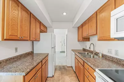 2306 Winchester Drive, Champaign, IL 61821 - Photo 12