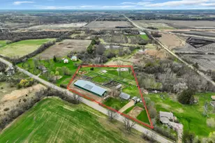 12216 Pleasant Valley Rd, Woodstock, IL 60098 - Photo 6