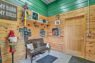 12216 Pleasant Valley Rd, Woodstock, IL 60098 - Photo 44