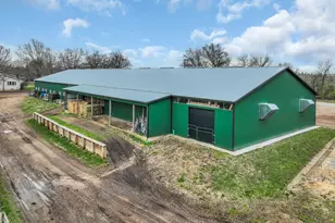 12216 Pleasant Valley Rd, Woodstock, IL 60098 - Photo 18