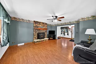 19N053 Felsmith Rd, Hampshire, IL 60140 - Photo 4