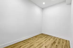 3235 W Flournoy St, Chicago, IL 60624 - Photo 8