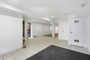 3235 W Flournoy St, Chicago, IL 60624 - Photo 38