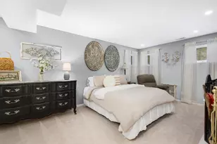 317 E Walnut St, Hinsdale, IL 60521 - Photo 18