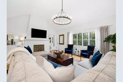 317 E Walnut Street, Hinsdale, IL 60521 - Photo 6