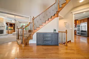 39W821 S Hathaway Ln, Geneva, IL 60134 - Photo 4