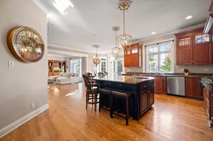 39W821 S Hathaway Ln, Geneva, IL 60134 - Photo 10