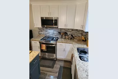 515 Surrey Ridge Drive, Cary, IL 60013 - Photo 16