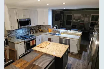 515 Surrey Ridge Drive, Cary, IL 60013 - Photo 14