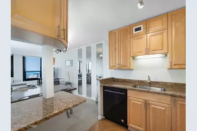 [Address not provided], Chicago, IL 60610 - Photo 14