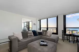 [Address not provided], Chicago, IL 60610 - Photo 6