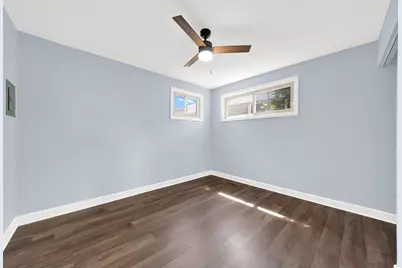 8053 S Kenton Avenue, Chicago, IL 60652 - Photo 14