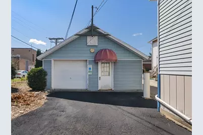 111 W Railroad Avenue, Bartlett, IL 60103 - Photo 6