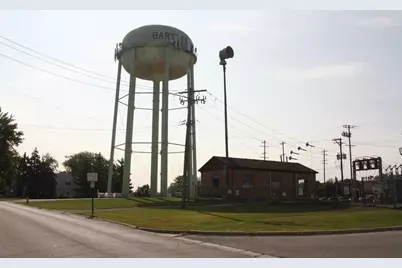111 W Railroad Avenue, Bartlett, IL 60103 - Photo 28