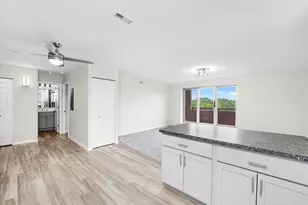 200 Park Ave, Calumet City, IL 60409 - Photo 4