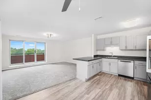 200 Park Ave, Calumet City, IL 60409 - Photo 2