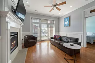 [Address not provided], Chicago, IL 60618 - Photo 2