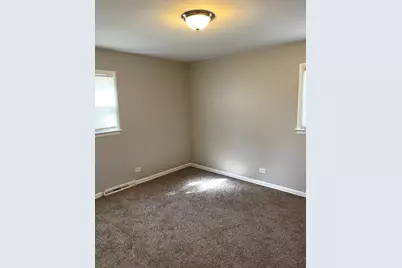 939 Coach Road, Homewood, IL 60430 - Photo 10